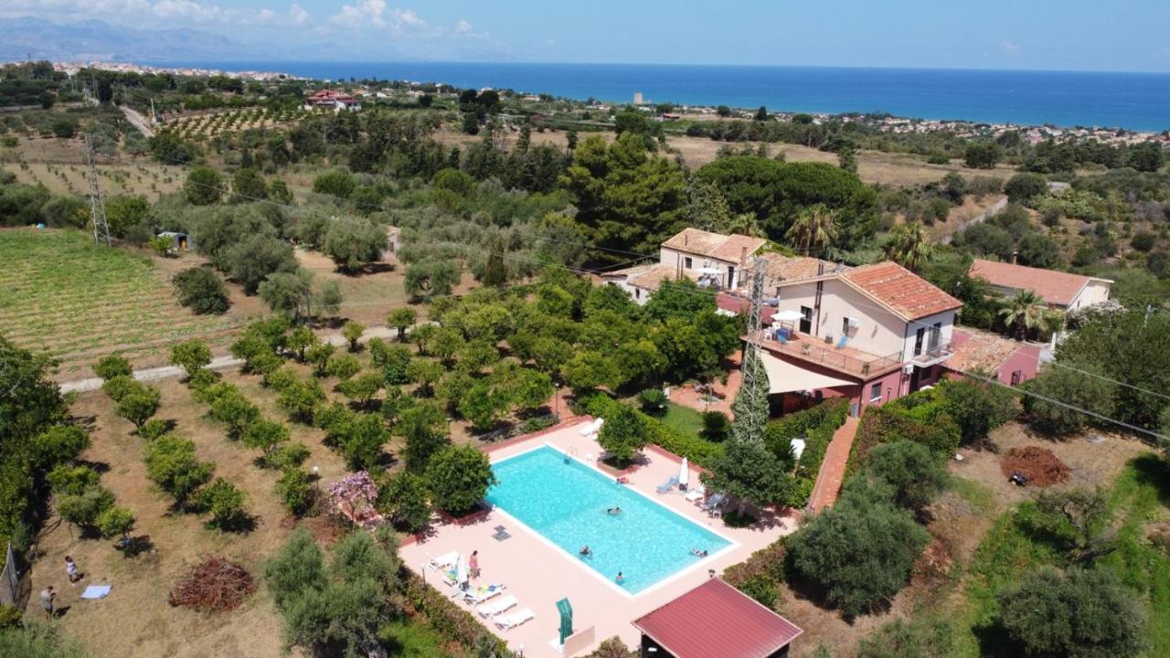 Il Casale Il Sole E La Margherita Campofelice Di Roccella Exteriér fotografie